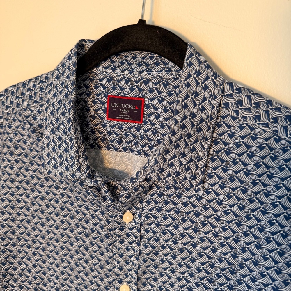 UNTUCKit Stoller Slim Fit Navy Wave Short Sleeve Shirt (Large) Summer Coastal - Picture 3 of 12